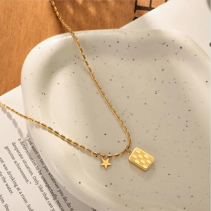 LUMINO BUZZ NECKLACE (24K GOLD PLATED)