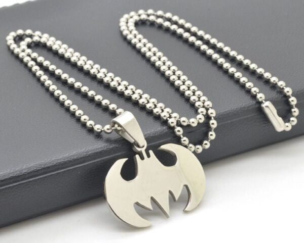 Men's Batman Pendant Necklace – Heroic Style for Everyday Wear - Image 2